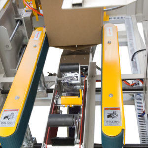 Armadora automática de cajas con máquina selladora de cinta inferior - Modelo CE-40